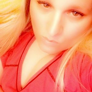 Meet your Posher, Rose